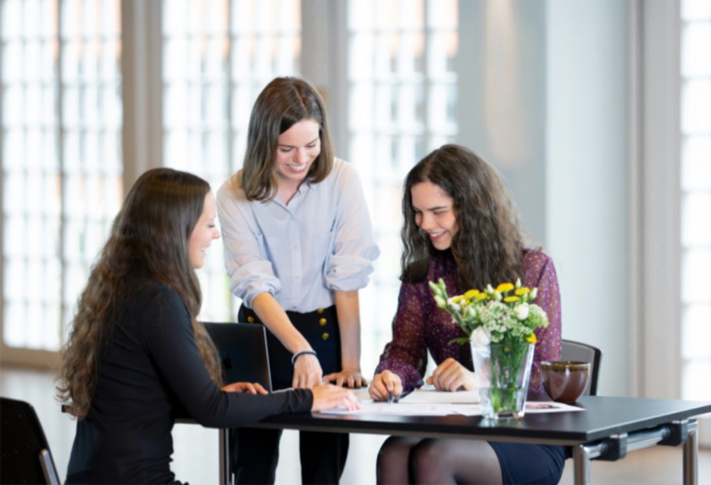 FS01190430075704 lm 1043 713px 1